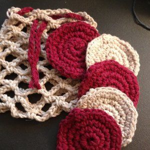 Face Scrubbies w/finger holds & Laundering Bag